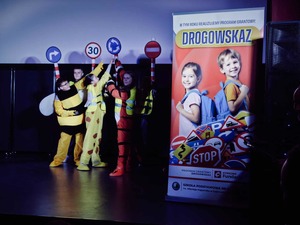 Przedstawienie uczniów w ramach programu Drogowskaz